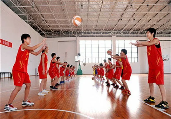 如何在比赛中发现和发展球员潜力_2